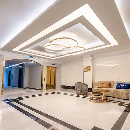 Hotel Aileena & *