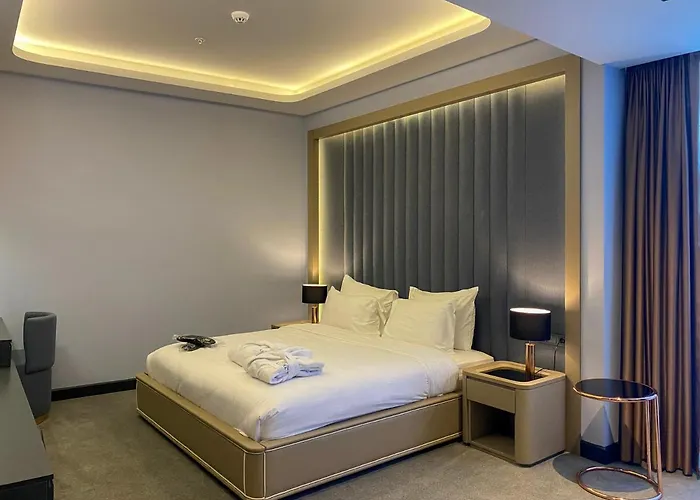 Aileena & Hotell Kartepe